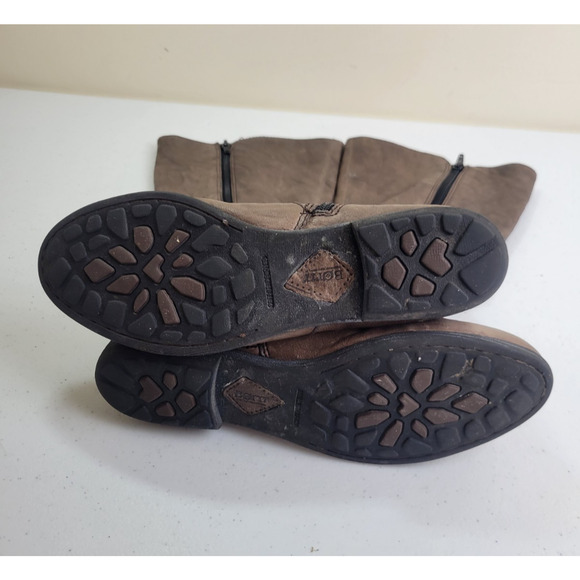 Born Boots Grayish Brown Leather Flat Heel Soft Studded Side Zip Women's Sz 7.5 - Picture 5 of 12